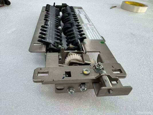 Χρηματοκομιστικά μηχανήματα της Hitachi HCM 3842 Εξωτερική μεταφορά τύπου-1 HT-3842-ET1-R