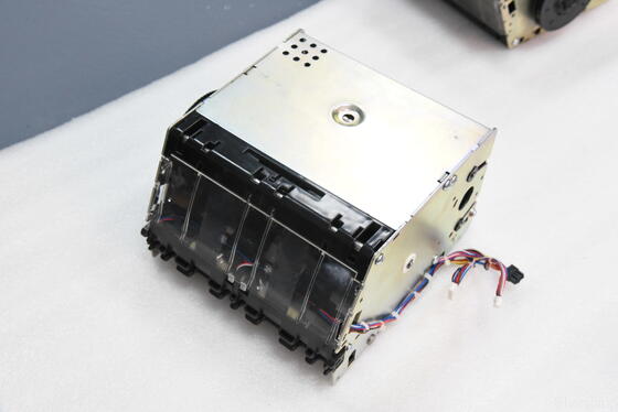 Νέο Diebold ATM Συσκευές 1750291701 ATM Συσκευές μηχανών Diebold Nixdorf DN200/250/450 ESC Αποθήκευση τροχιάς RM4 RM3